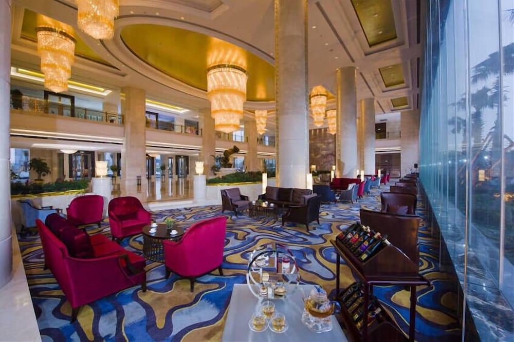 Haili New Century Grand Hotel Haiyan Haiyan  Exterior photo