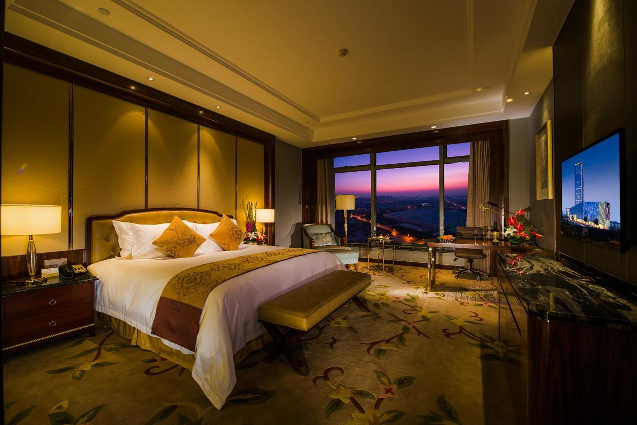 Haili New Century Grand Hotel Haiyan Haiyan  Exterior photo